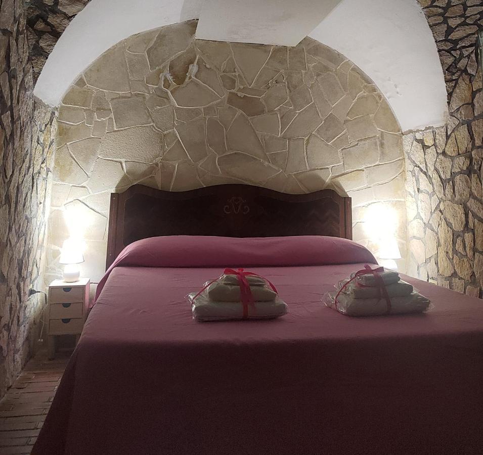 Апартаменты La Grotta Di Filomena Катания Экстерьер фото